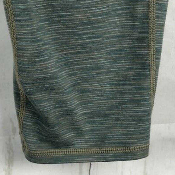 Athleta Leggings Capri Space Dye Green - Picture 3 of 7